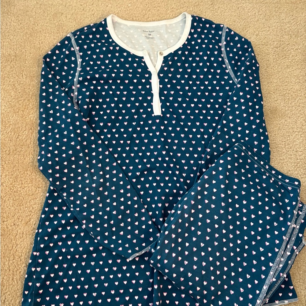 Roller Rabbit Pajamas - Picture 2 of 7